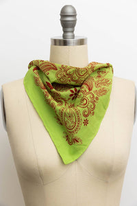 Classic Paisley Floral Bandana - Lightweight Cotton 🌼