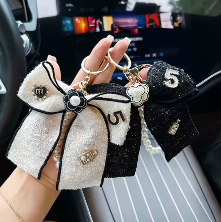 Chanelly Bow Purse Charm Keychain