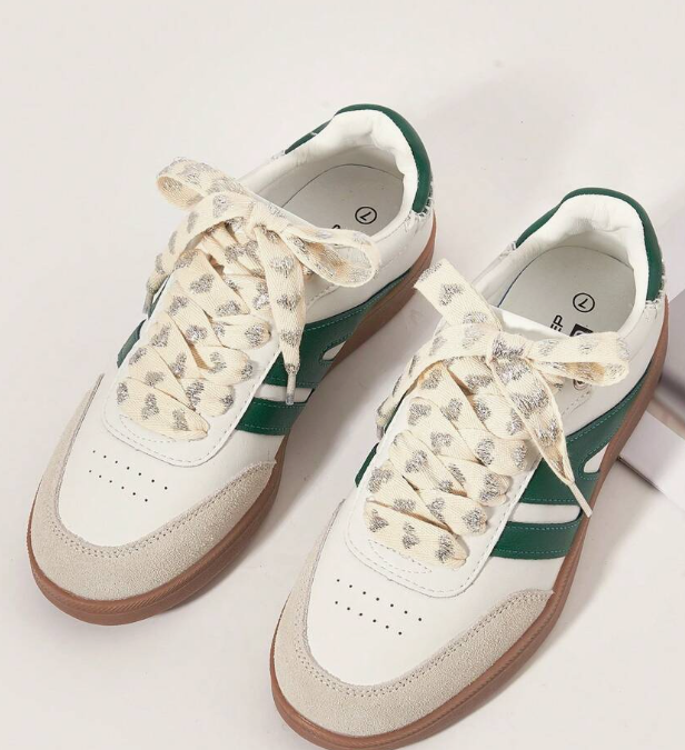 💛 Heart Shoelaces