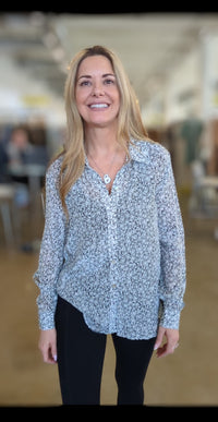 Feeling Patriotic? Here's the Perfect Stars Blouse!