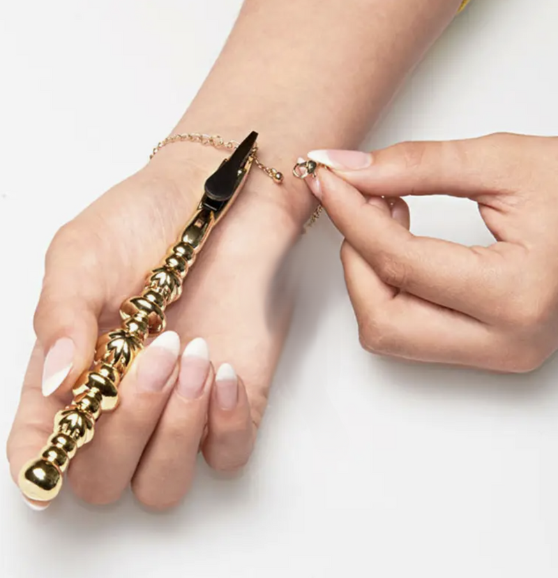 Jewelry Assistant Tool